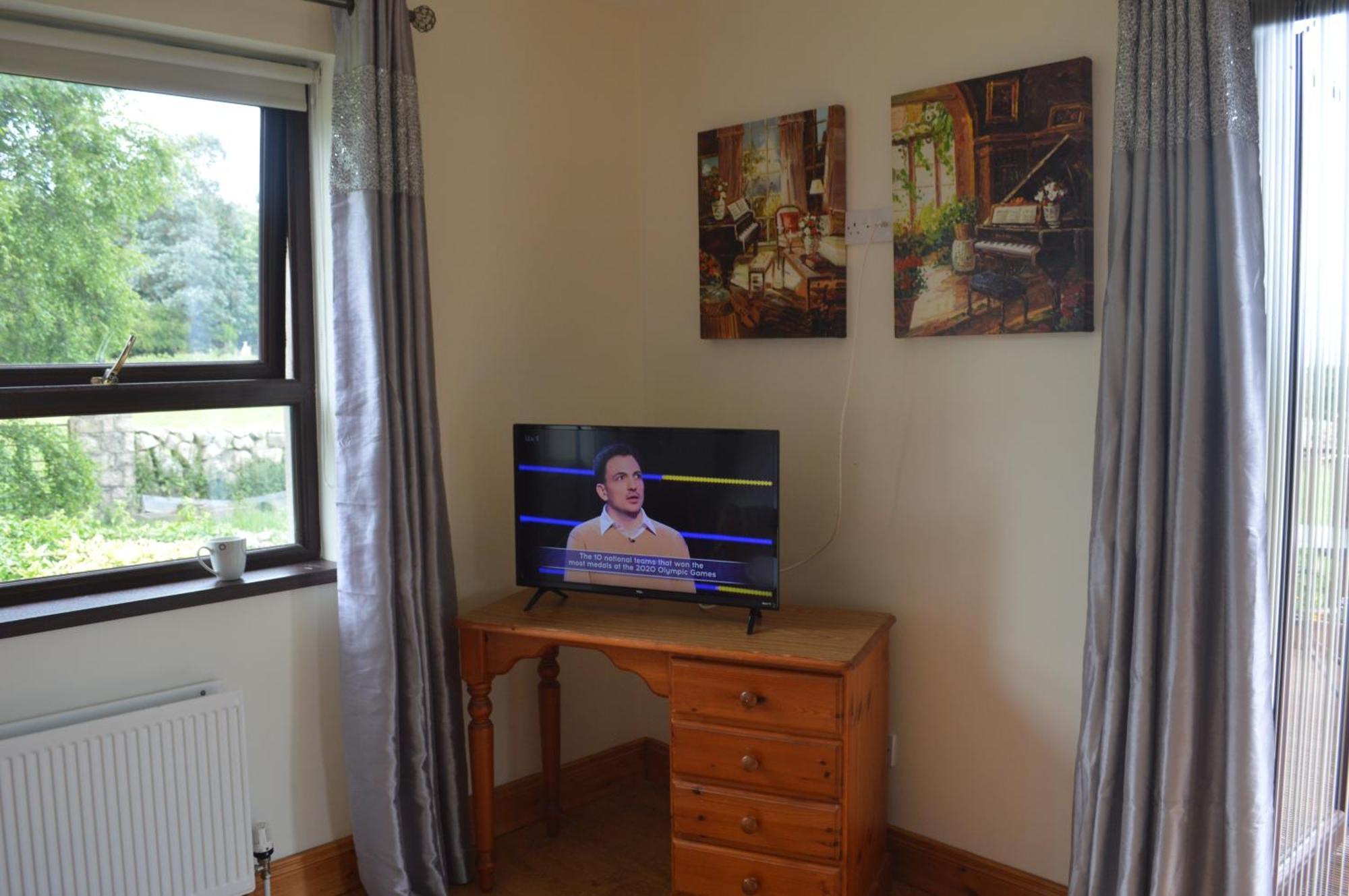Carrick Cove Self Contained Accomodation With Private Decking Annalong Esterno foto